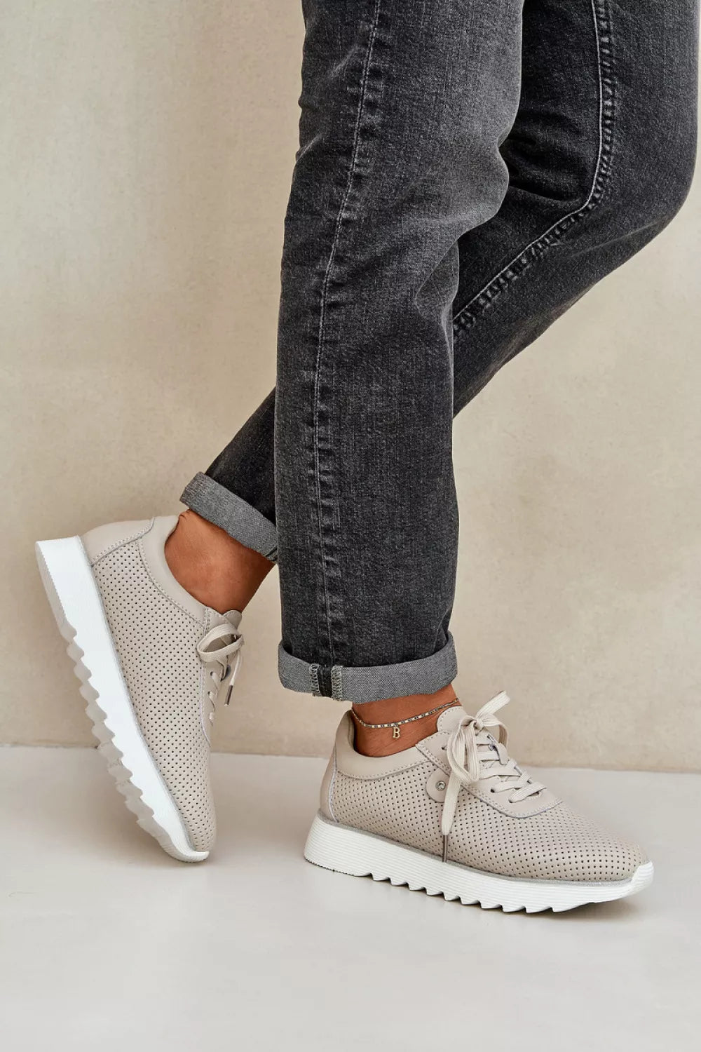 Sportiniai batai, modelis 209067. Ženkite į stilių