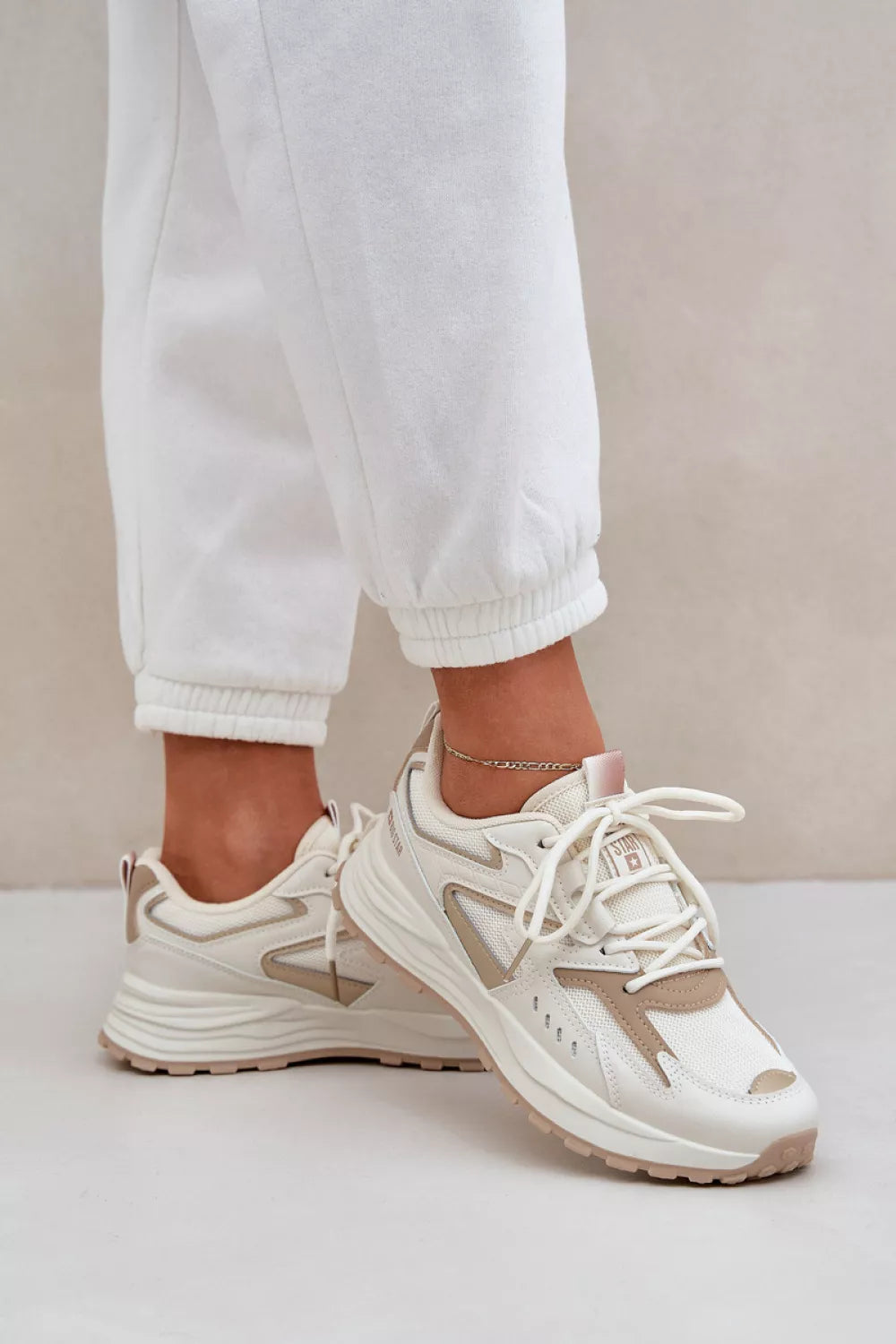 Sportiniai batai, modelis 209069. Ženkite į stilių.