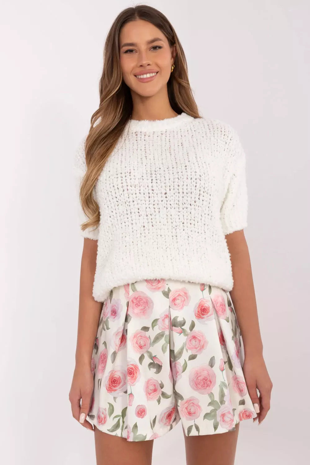 Šortai, modelis 209175, Italy Moda