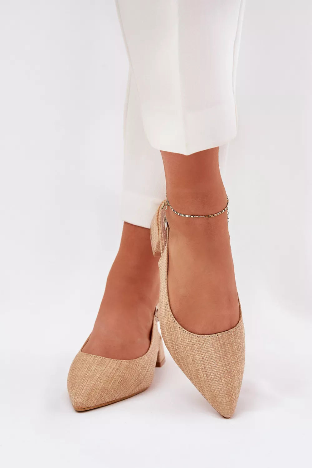 Basutės 209433 modelis Step in style