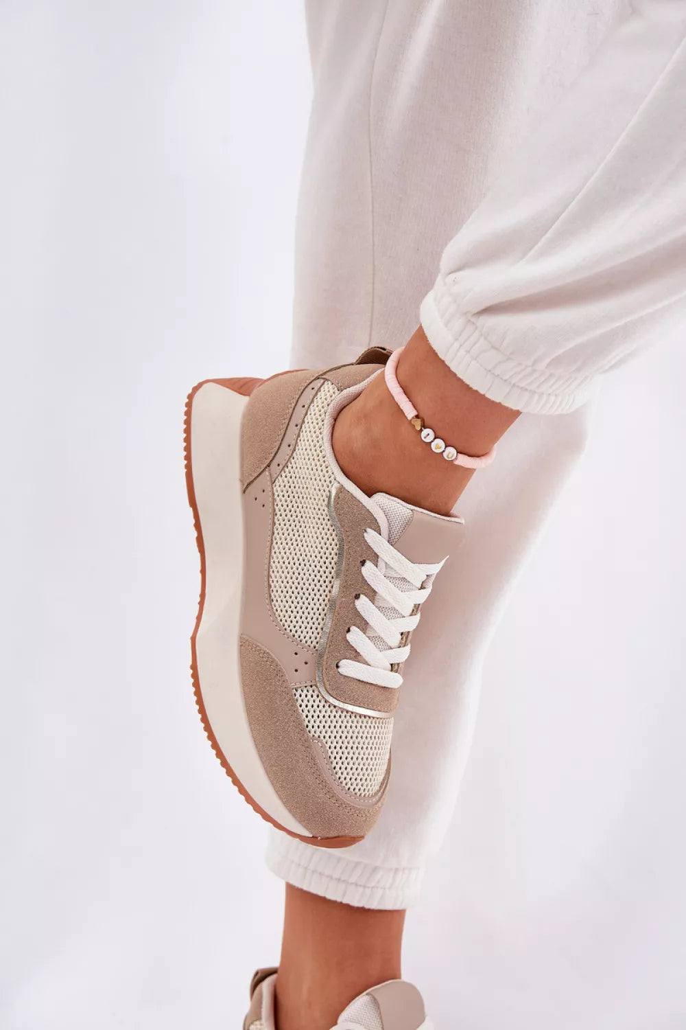 Sportiniai batai, modelis 209463. Ženkite į stilių.