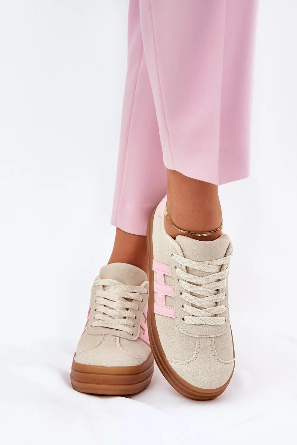 Sportiniai batai, modelis 209801. Ženkite į stilių