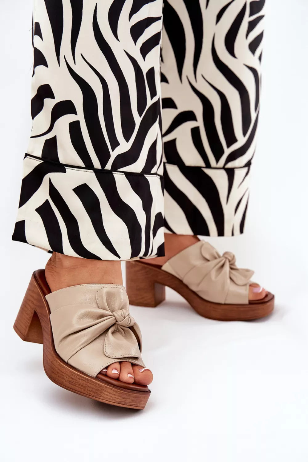 Šlepetės modelis 209935 – ženkite į stilių