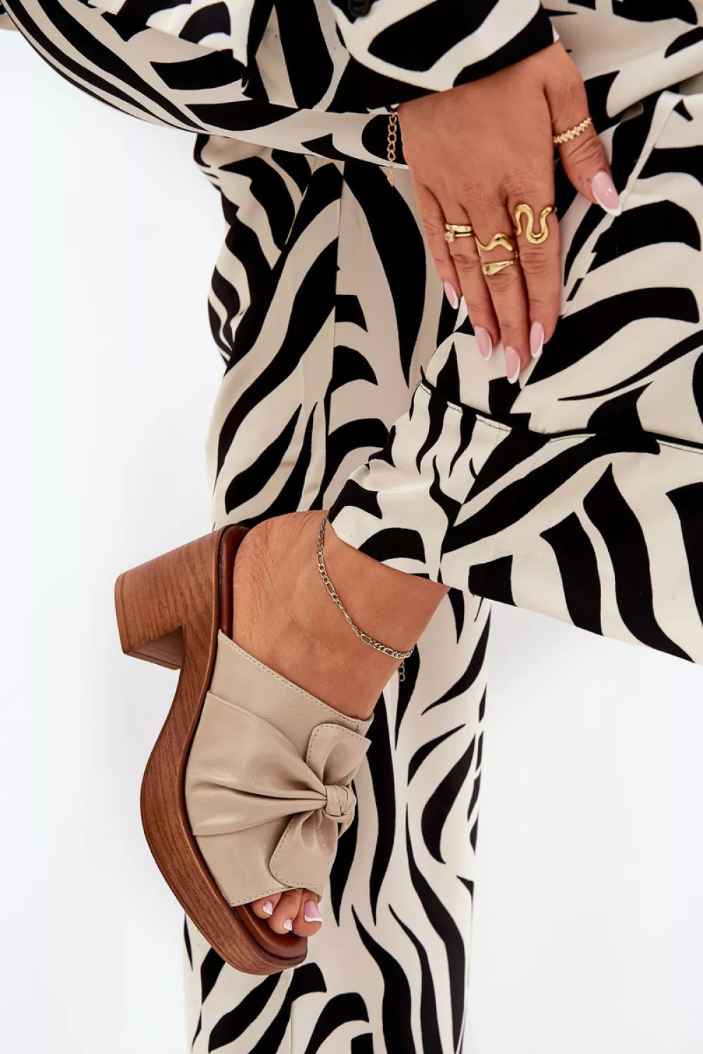 Šlepetės modelis 209935 – ženkite į stilių