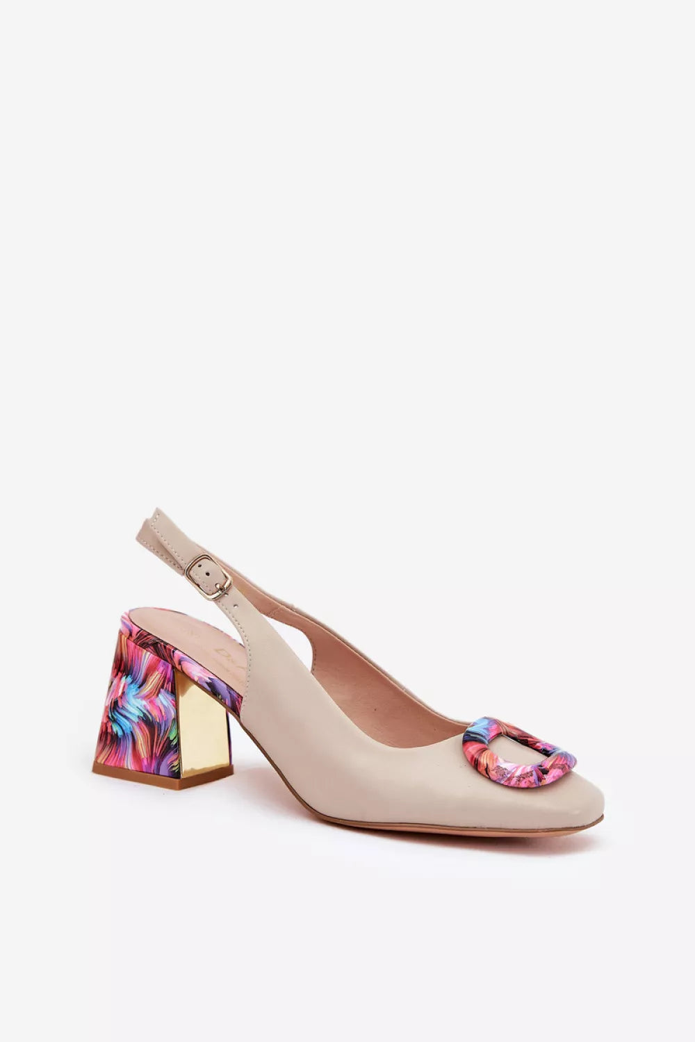 Basutės su kulnais, modelis 210693. Ženkite į stilių.