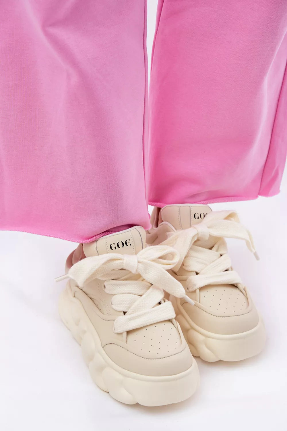 Sportiniai batai, modelis 211323. Ženkite į stilių