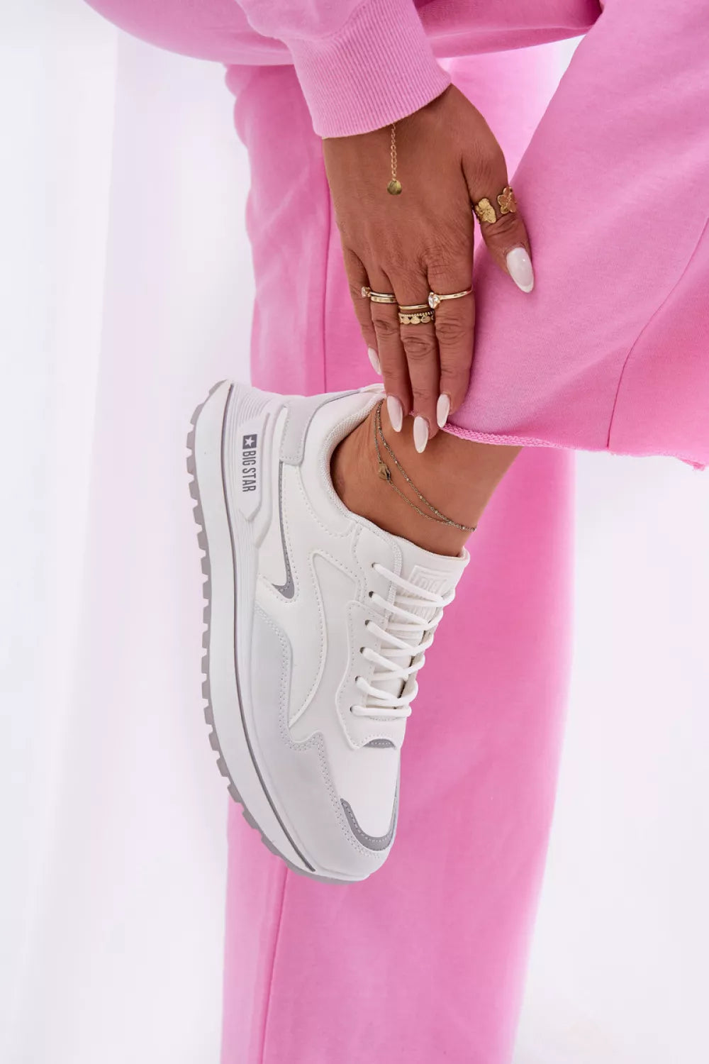 Sportiniai batai, modelis 211330. Ženkite į stilių.