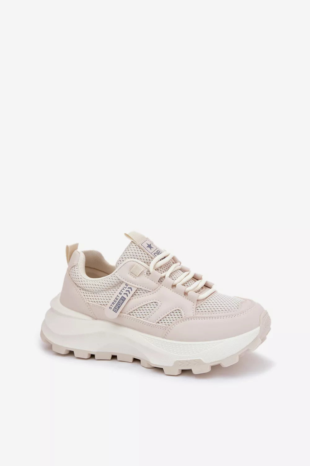 Sportiniai batai, modelis 211335. Ženkite į stilių