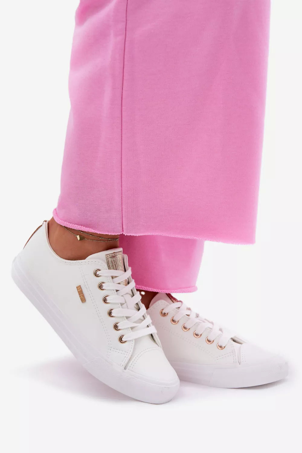 Sportbačiai, modelis 211352. Ženkite į stilių.