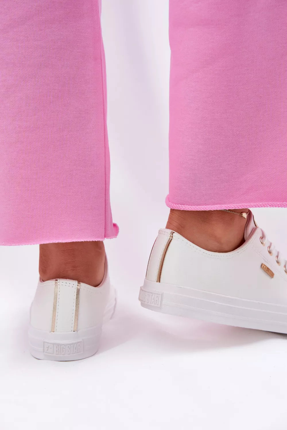 Sportbačiai, modelis 211352. Ženkite į stilių.