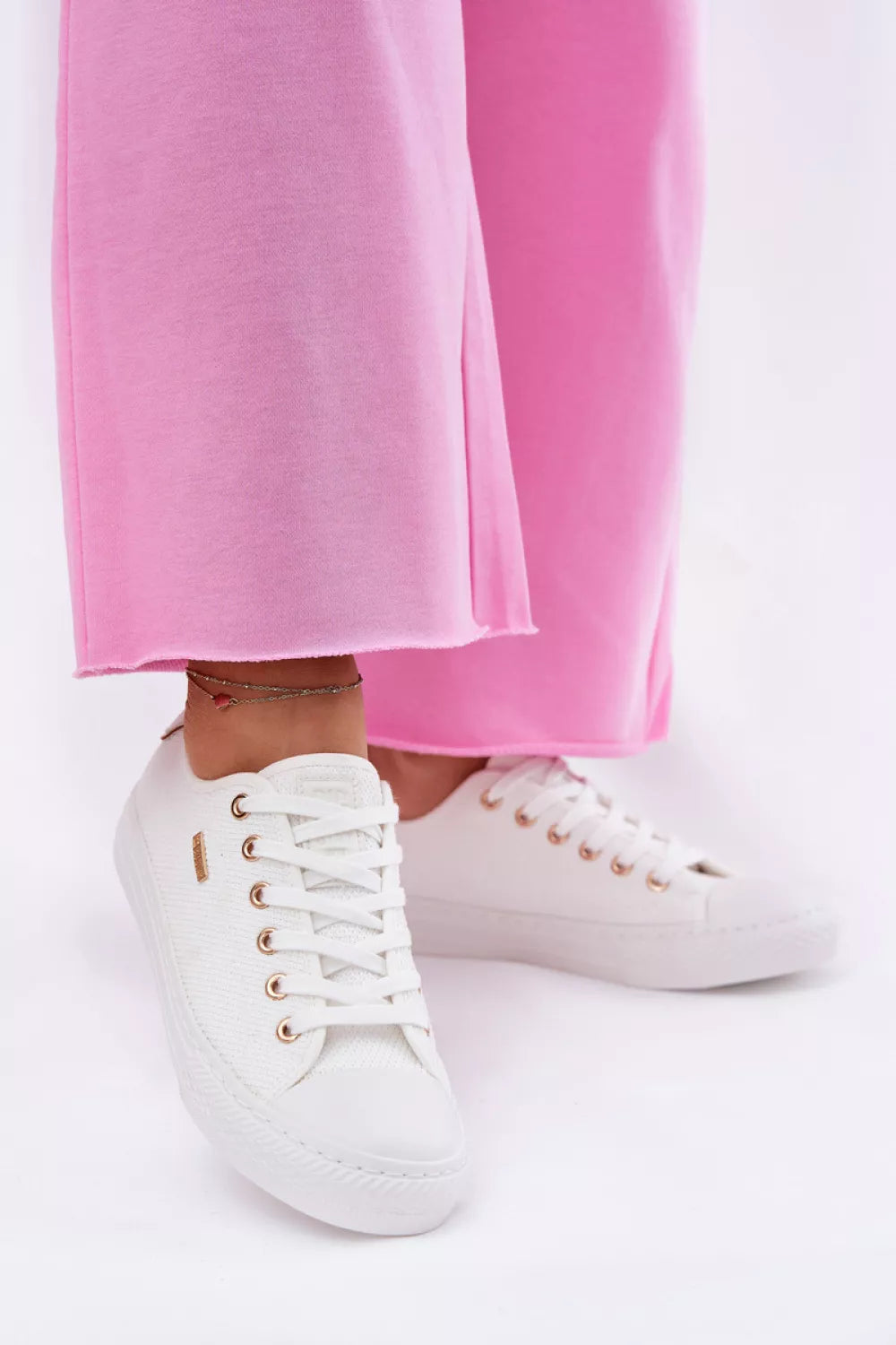 Sportbačiai, modelis 211356. Ženkite į stilių.