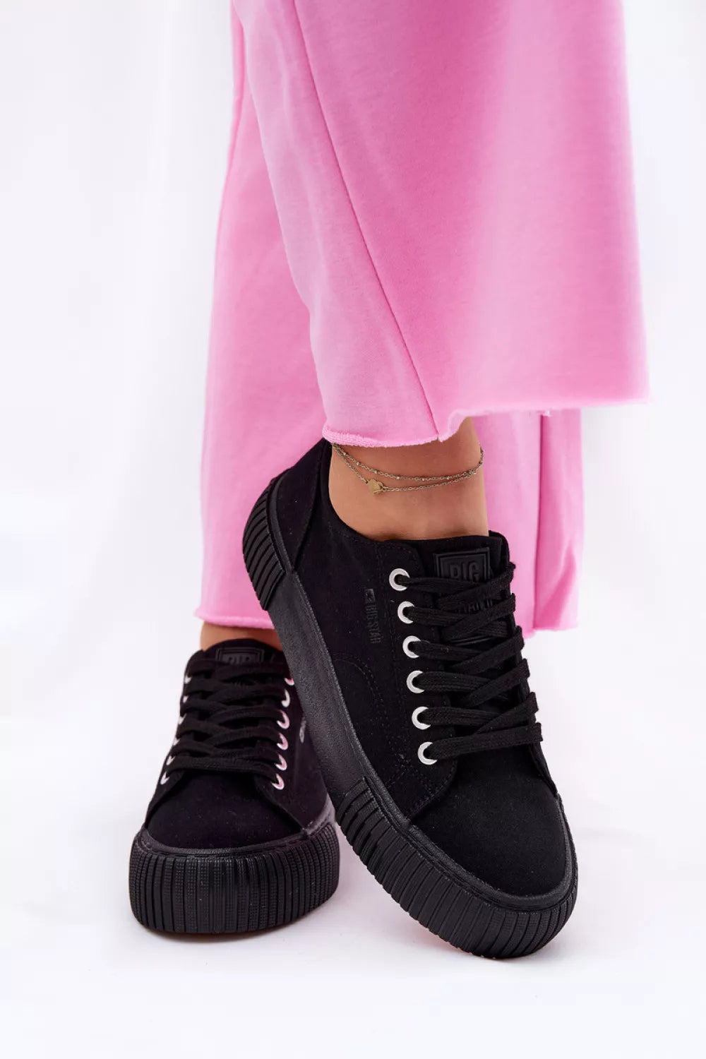 Sportbačiai, modelis 211357. Ženkite į stilių.