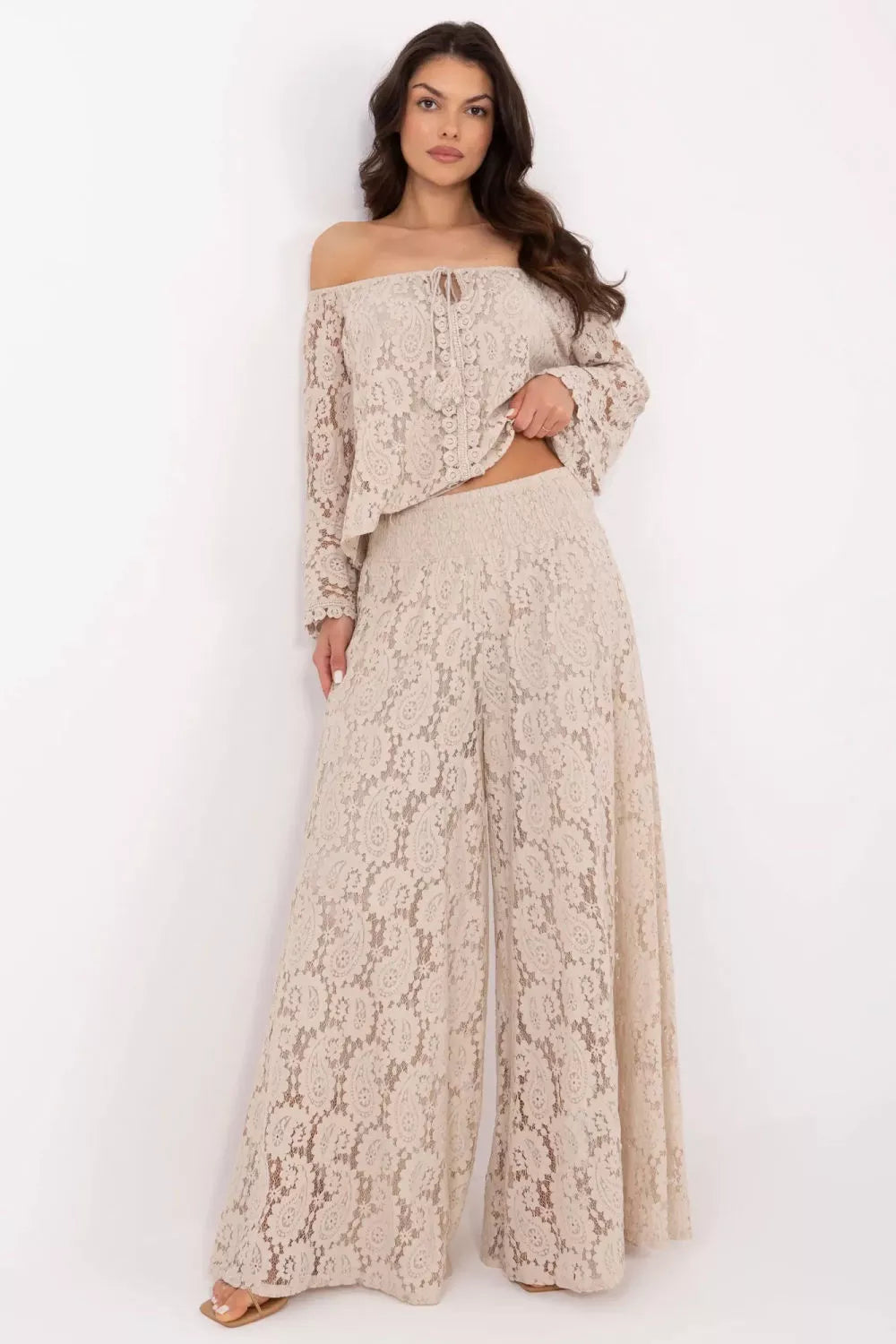 Nėriniu kelnių modelis 211436 Italy Moda