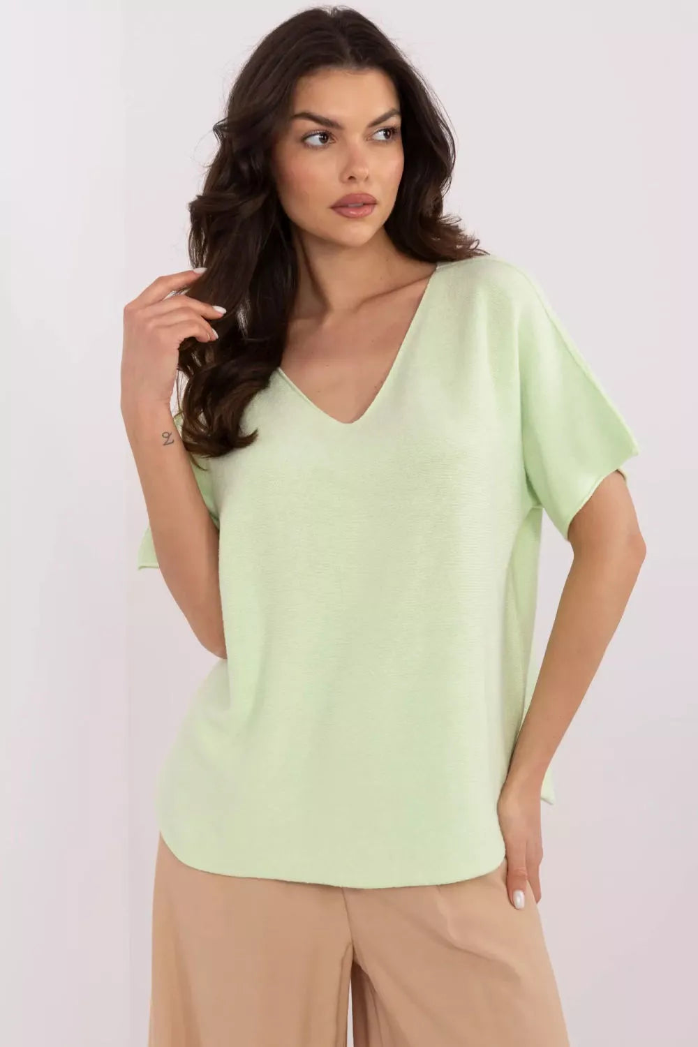 Trumpas rankoves megztinis, modelis 211456, Italy Moda
