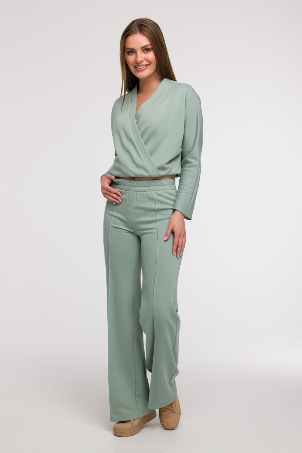 Sportinių kelnių modelis 211510 BeWear