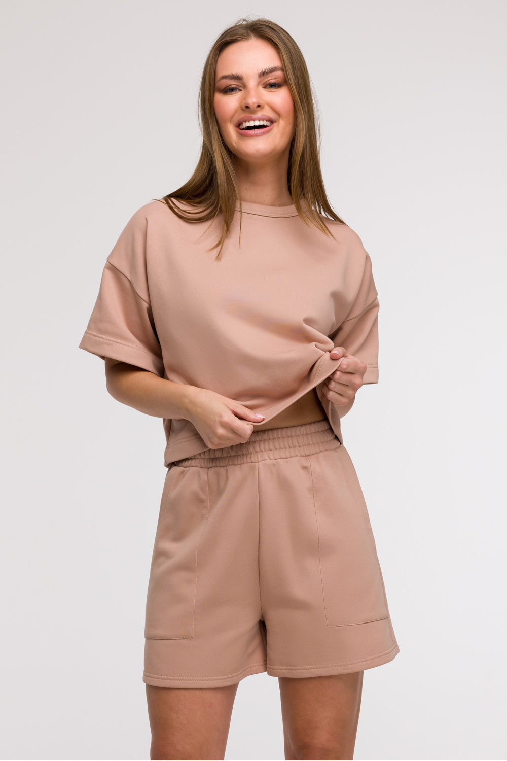 Šortai, modelis 211514 BeWear