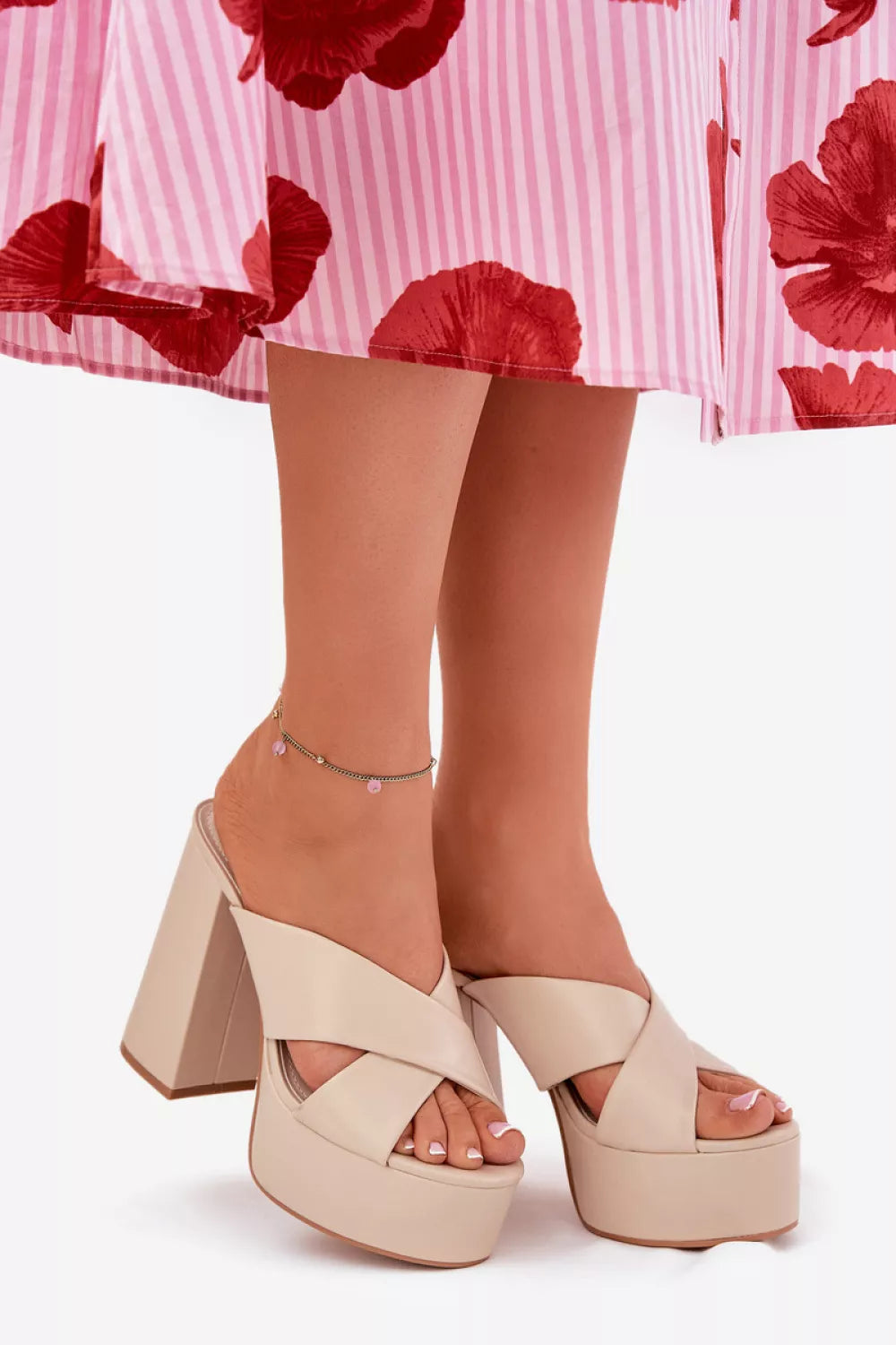 Šlepetės modelis 211716 Ženkite į stilių