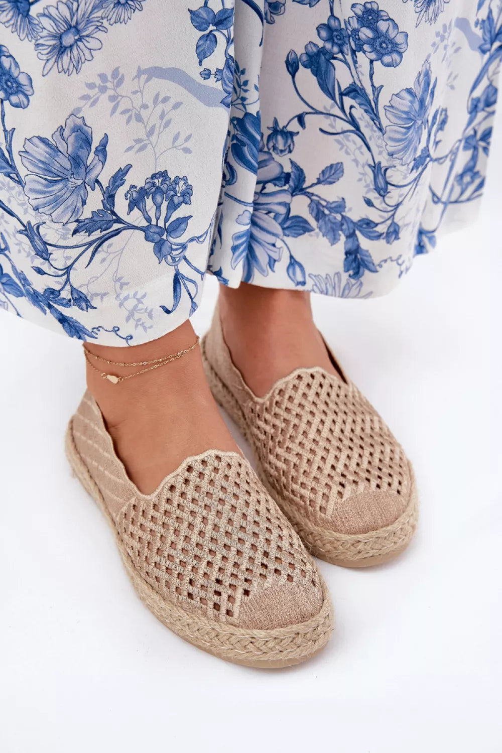 Espadrilių modelis 211853 – ženkite į stilių