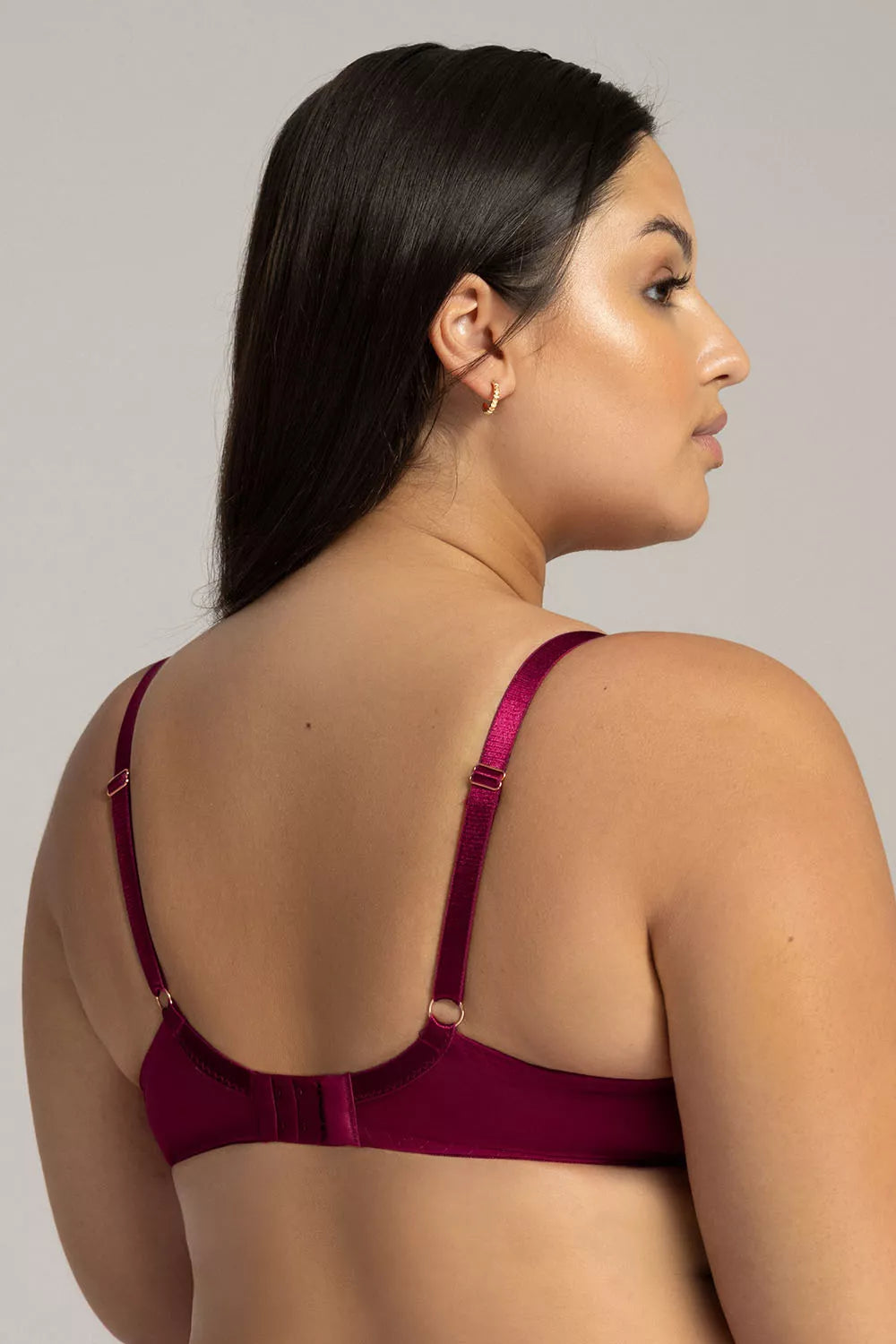 Pusiau minkštas modelis 211922 Ava