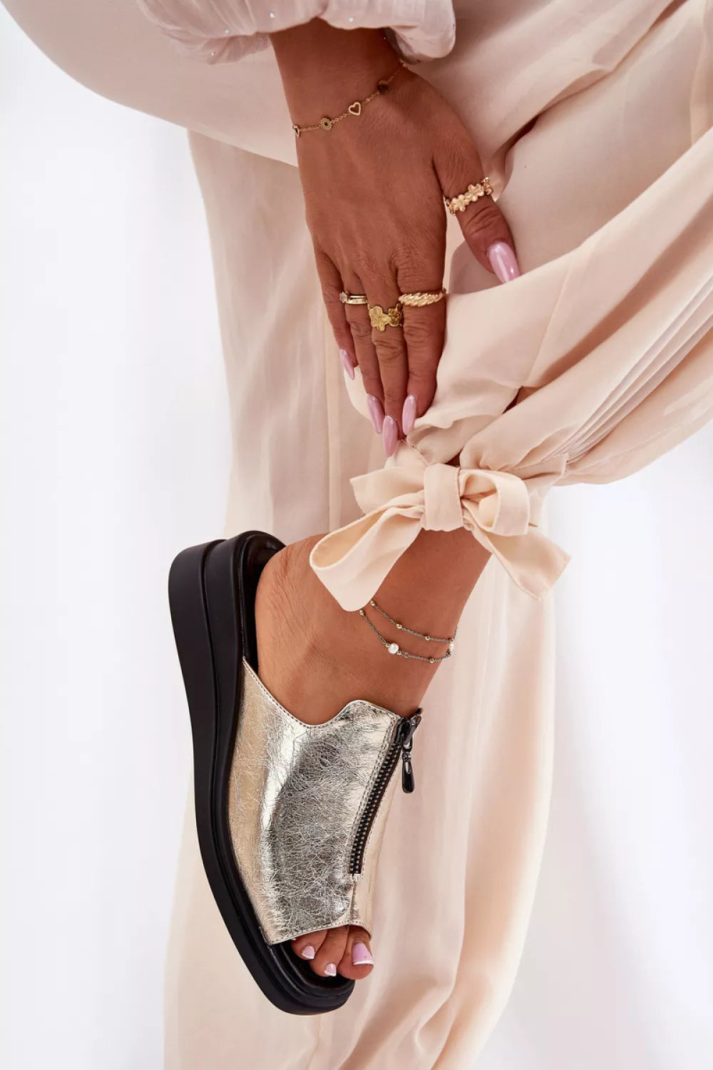 Šlepetės, modelis 211955. Ženkite į stilių