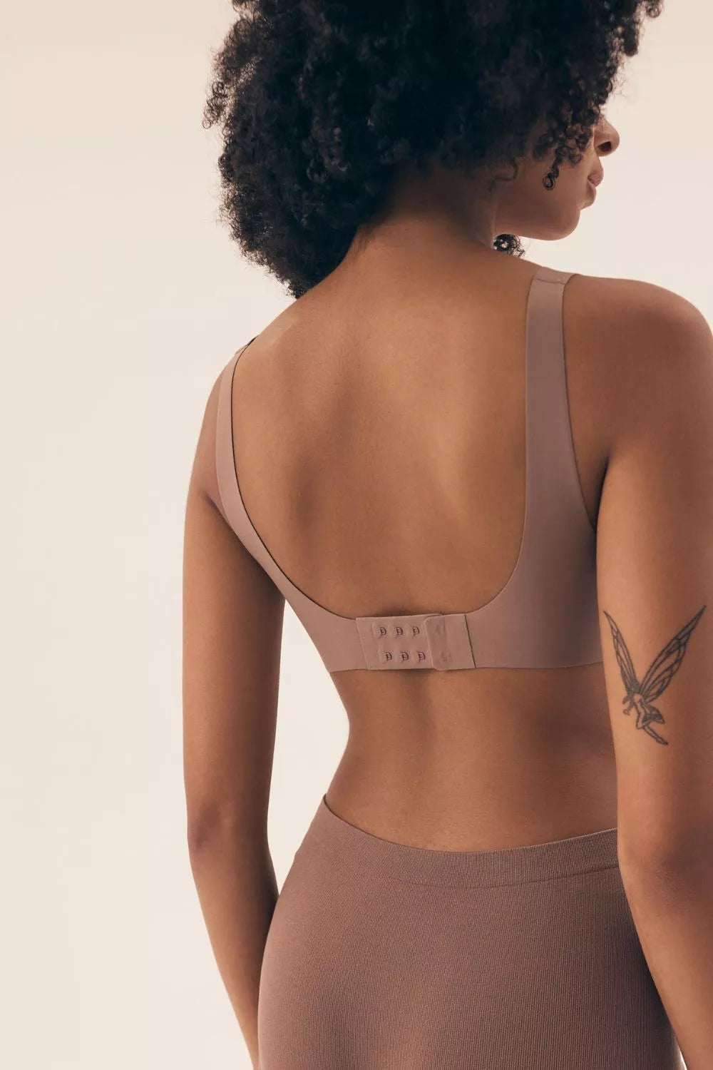 Liemenėlė su paminkštinimu, modelis 211999, Henderson