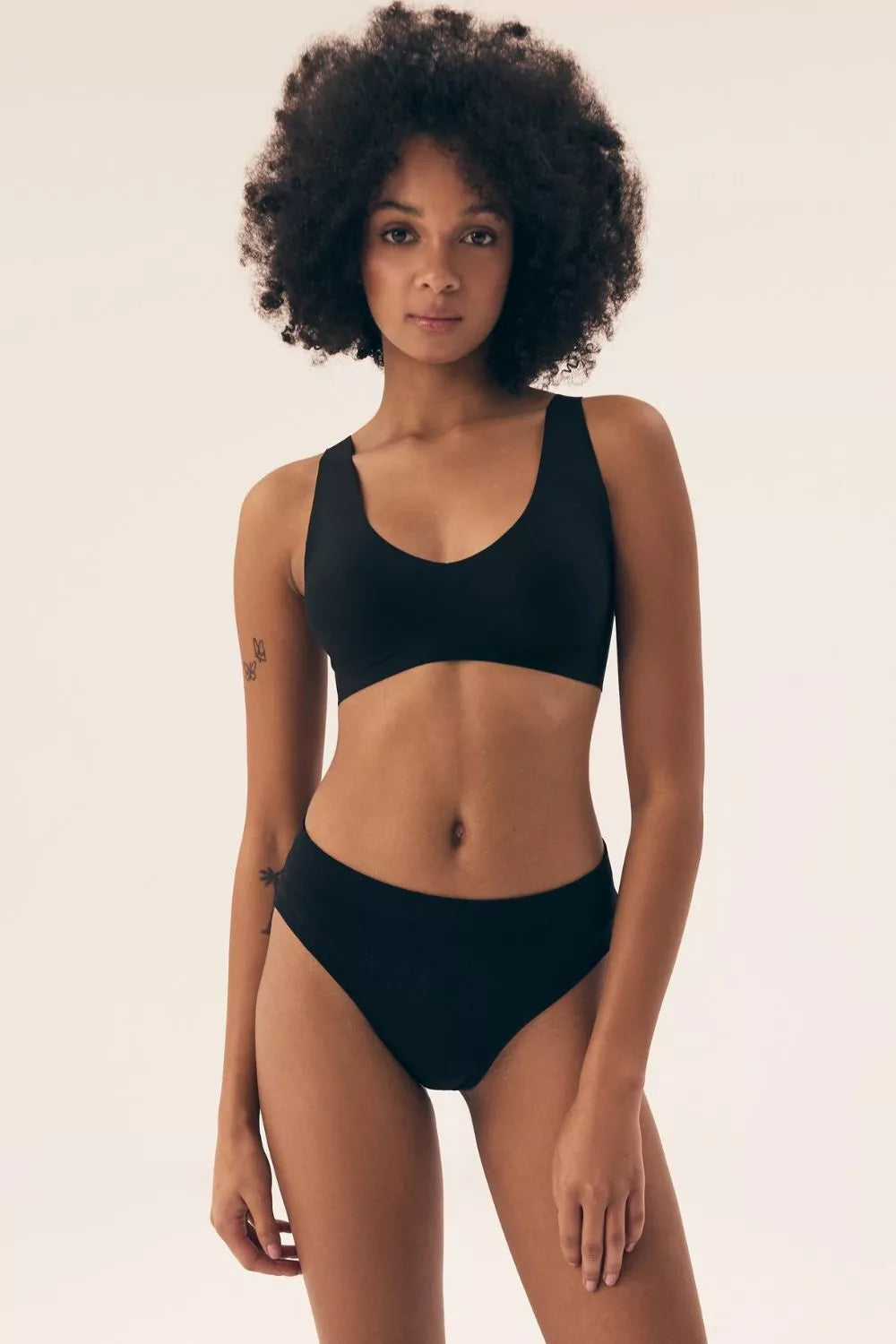 Apatiniai modelis 212011 Henderson