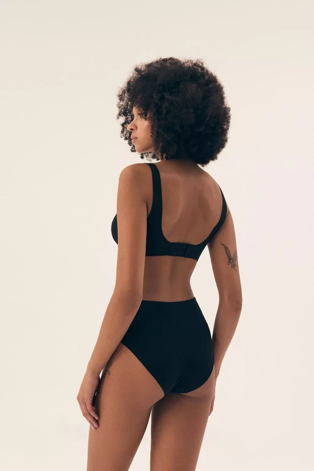 Apatiniai modelis 212011 Henderson