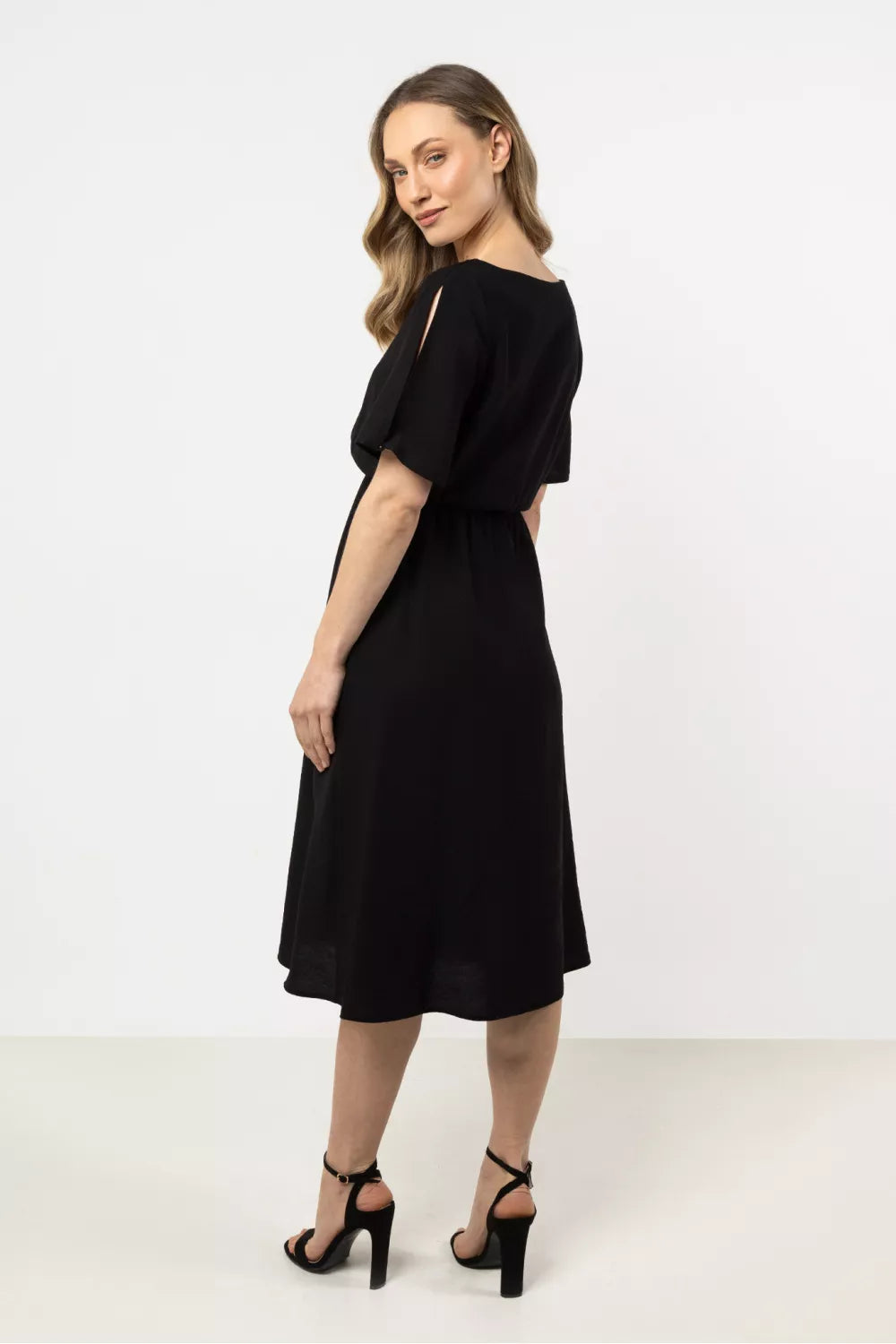 Dieninė suknelė, modelis 212212 awama