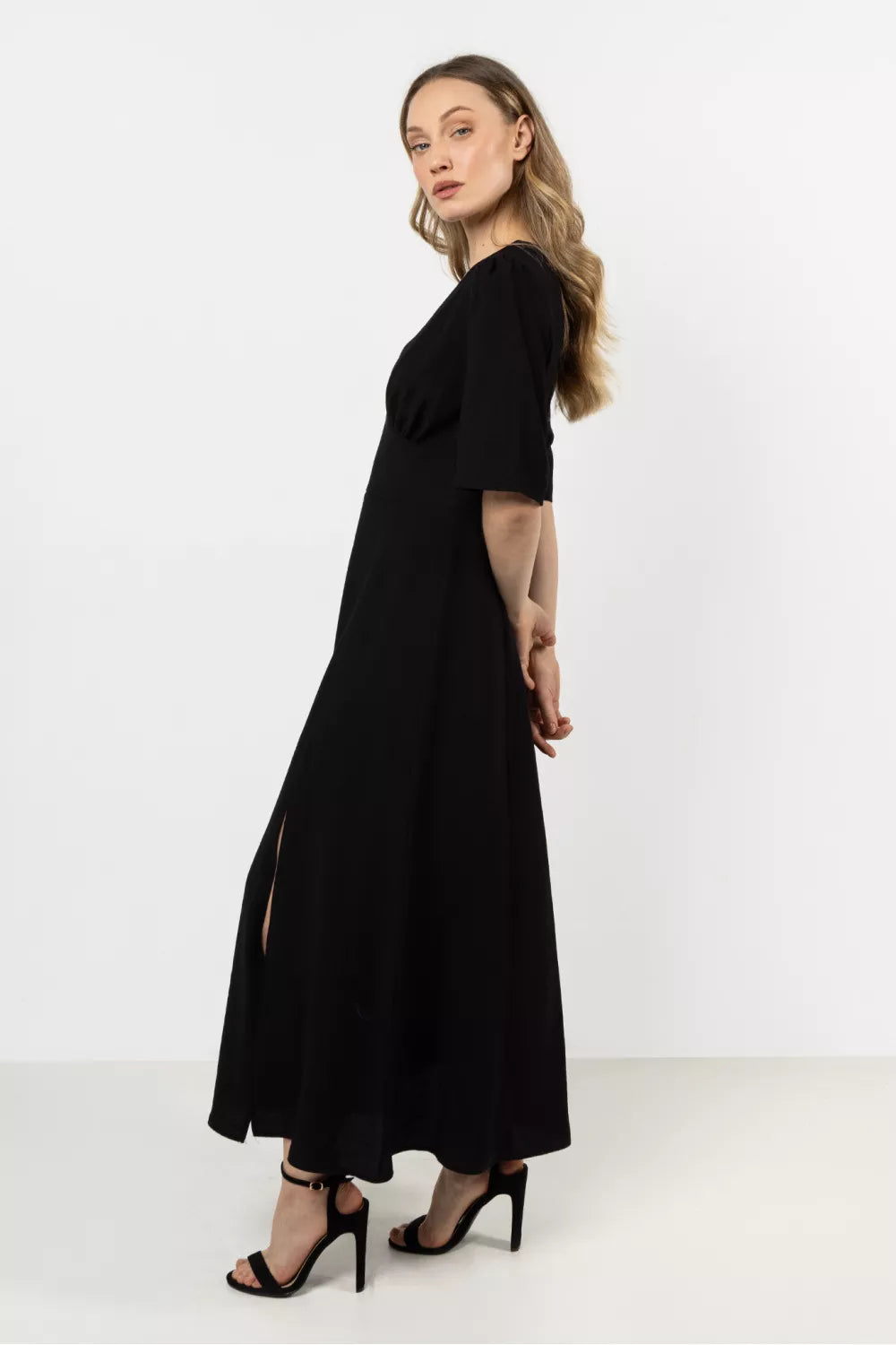 Suknelė modelis 212215 awama