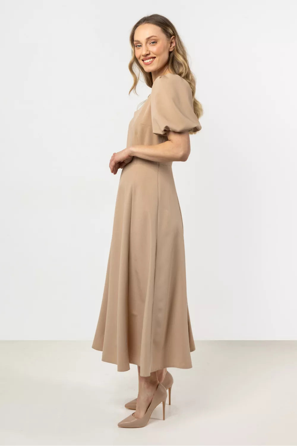 Dieninė suknelė, modelis 212237 awama