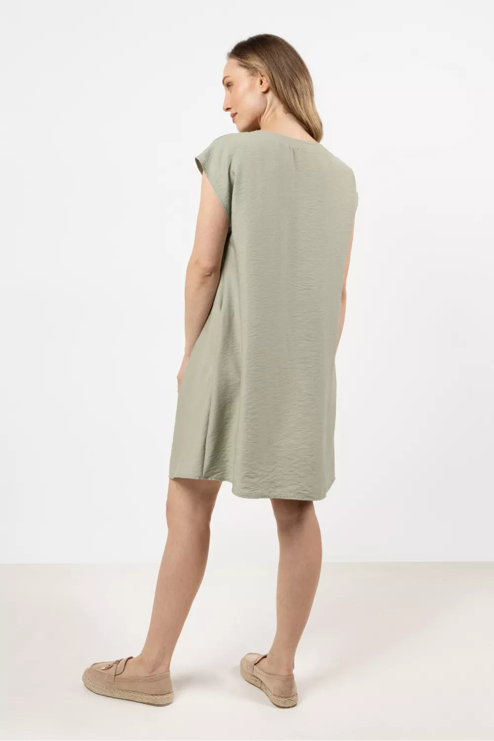 Dieninė suknelė, modelis 212242 awama