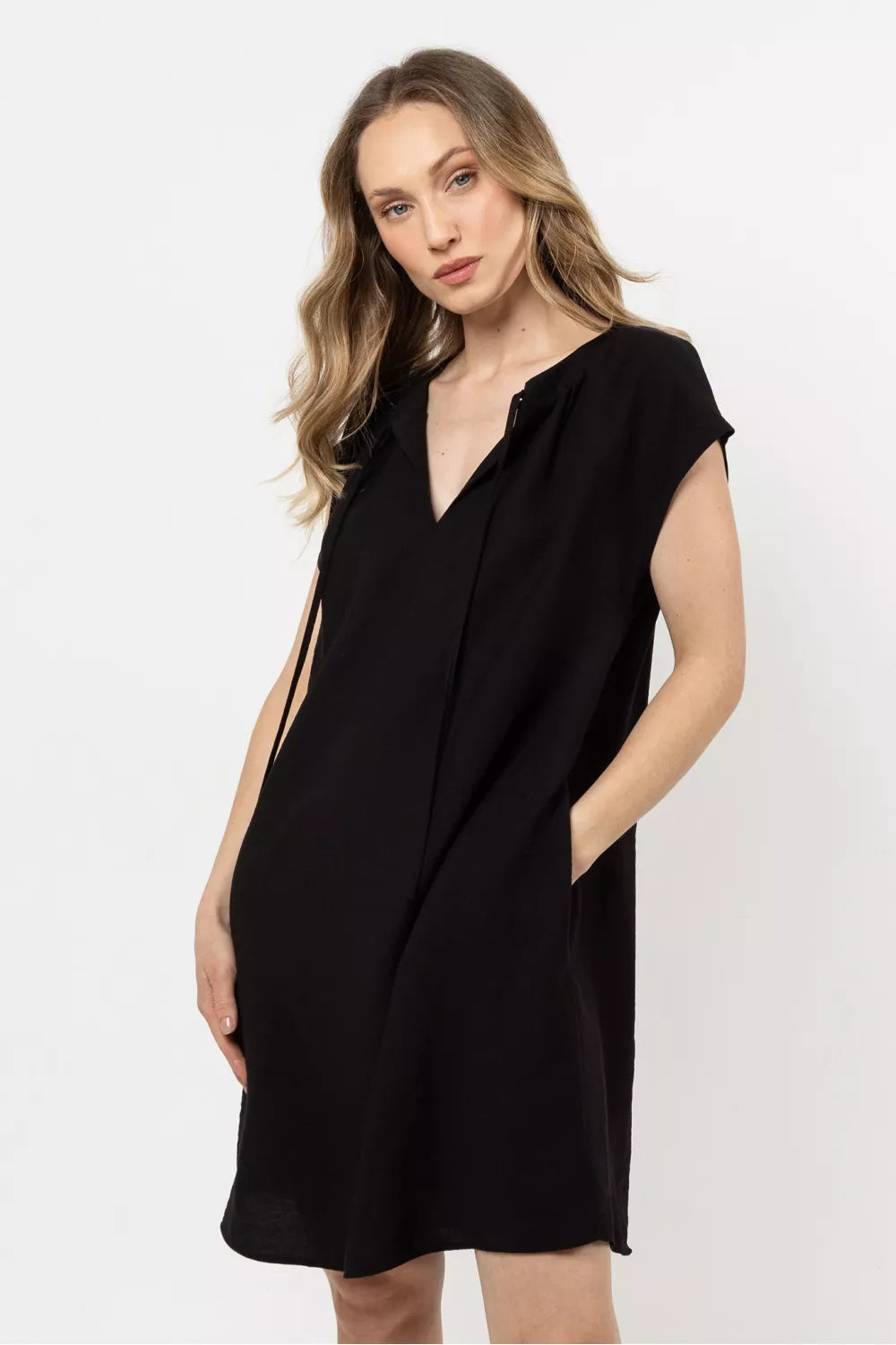 Dieninė suknelė, modelis 212244 awama