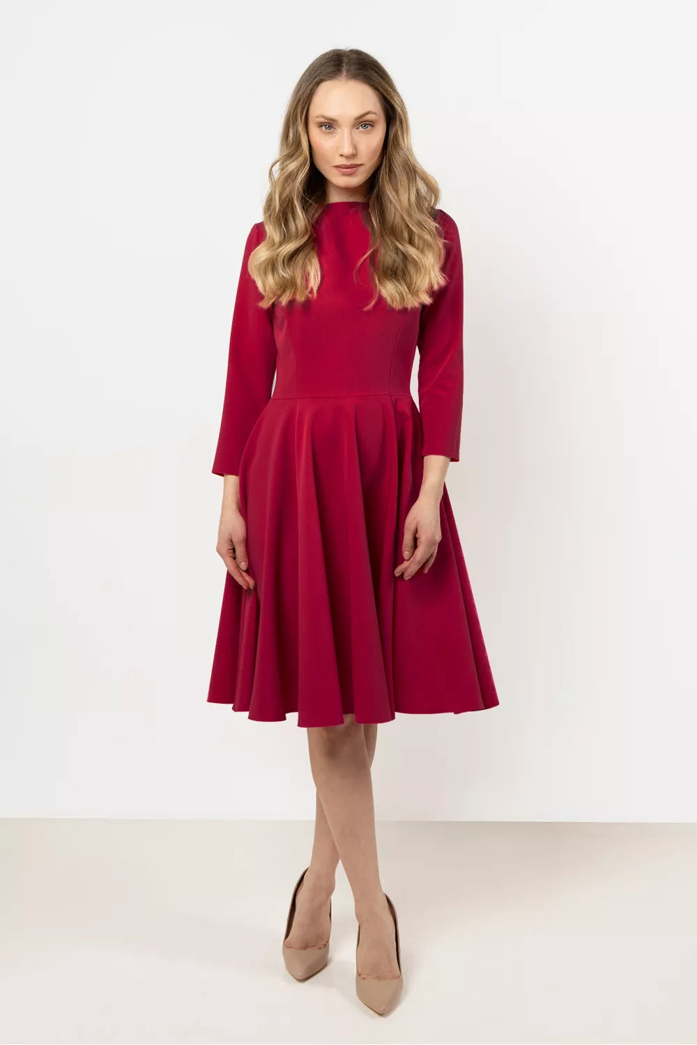 Dieninė suknelė, modelis 212245 awama