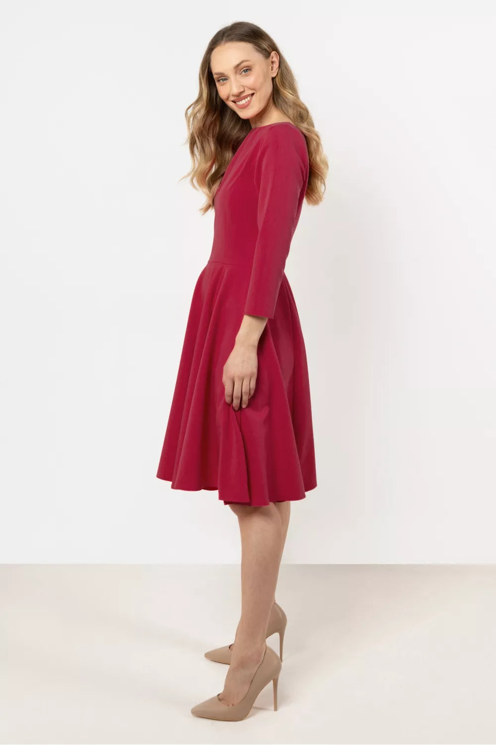 Dieninė suknelė, modelis 212245 awama