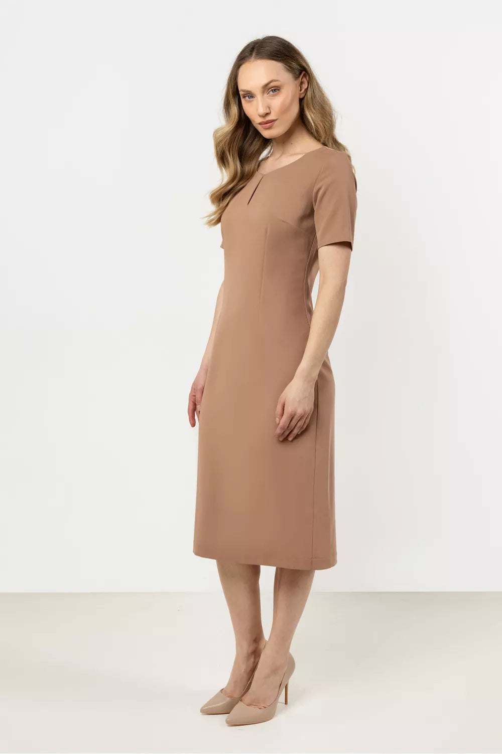 Dieninė suknelė, modelis 212247 awama