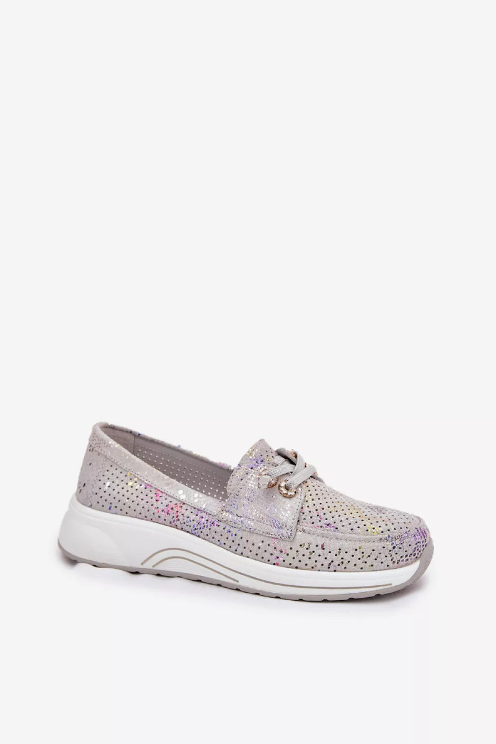 Pusbačiai, modelis 212544. Ženkite į stilių.