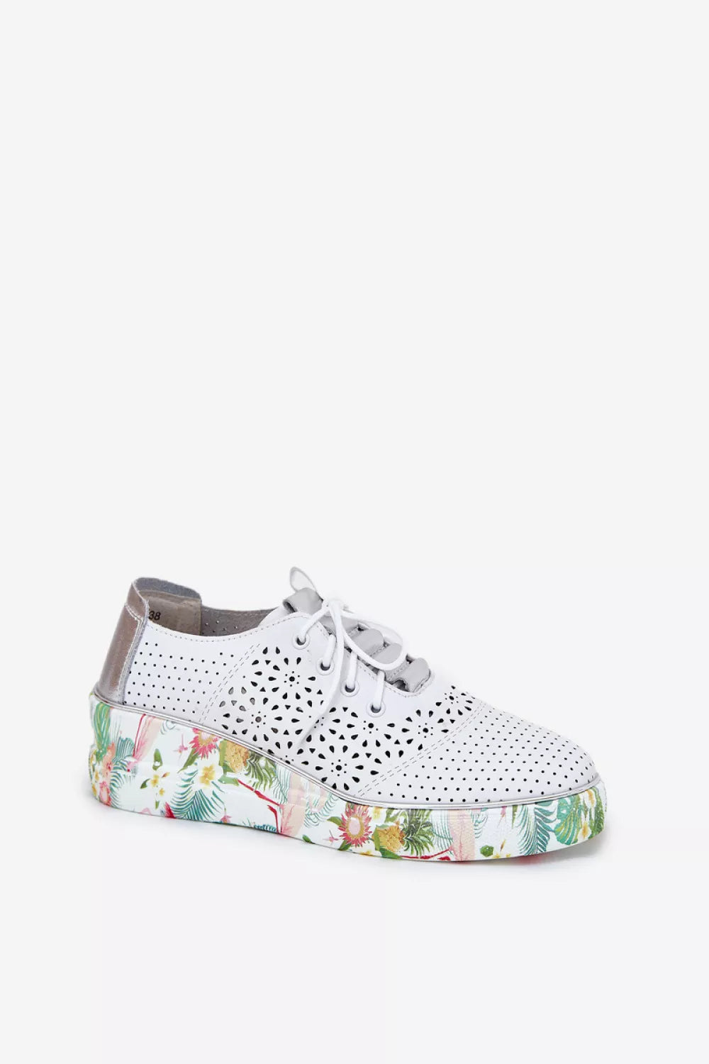 Pusbačiai, modelis 212564. Ženkite į stilių.