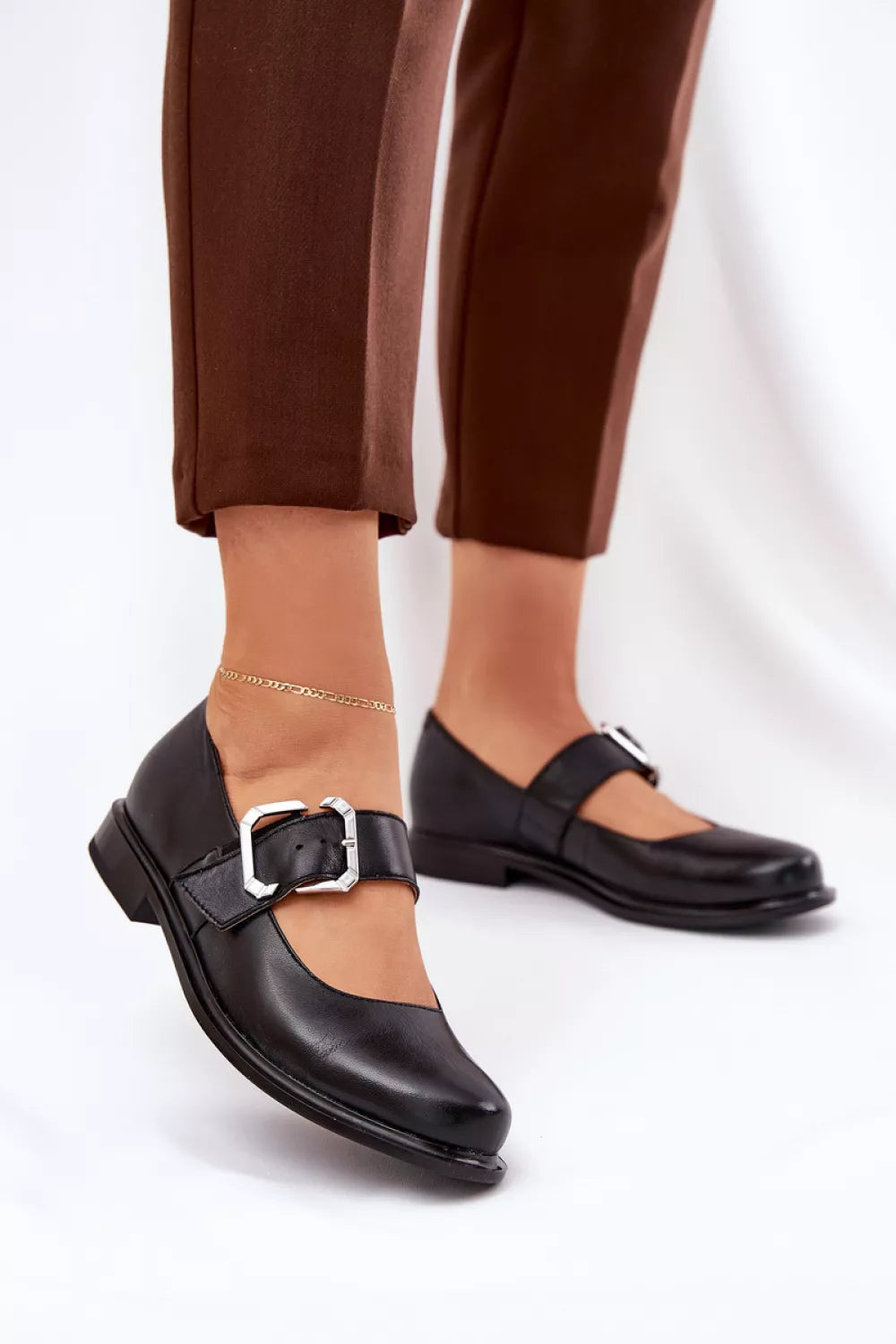 Pusbačiai, modelis 212573. Ženkite į stilių.