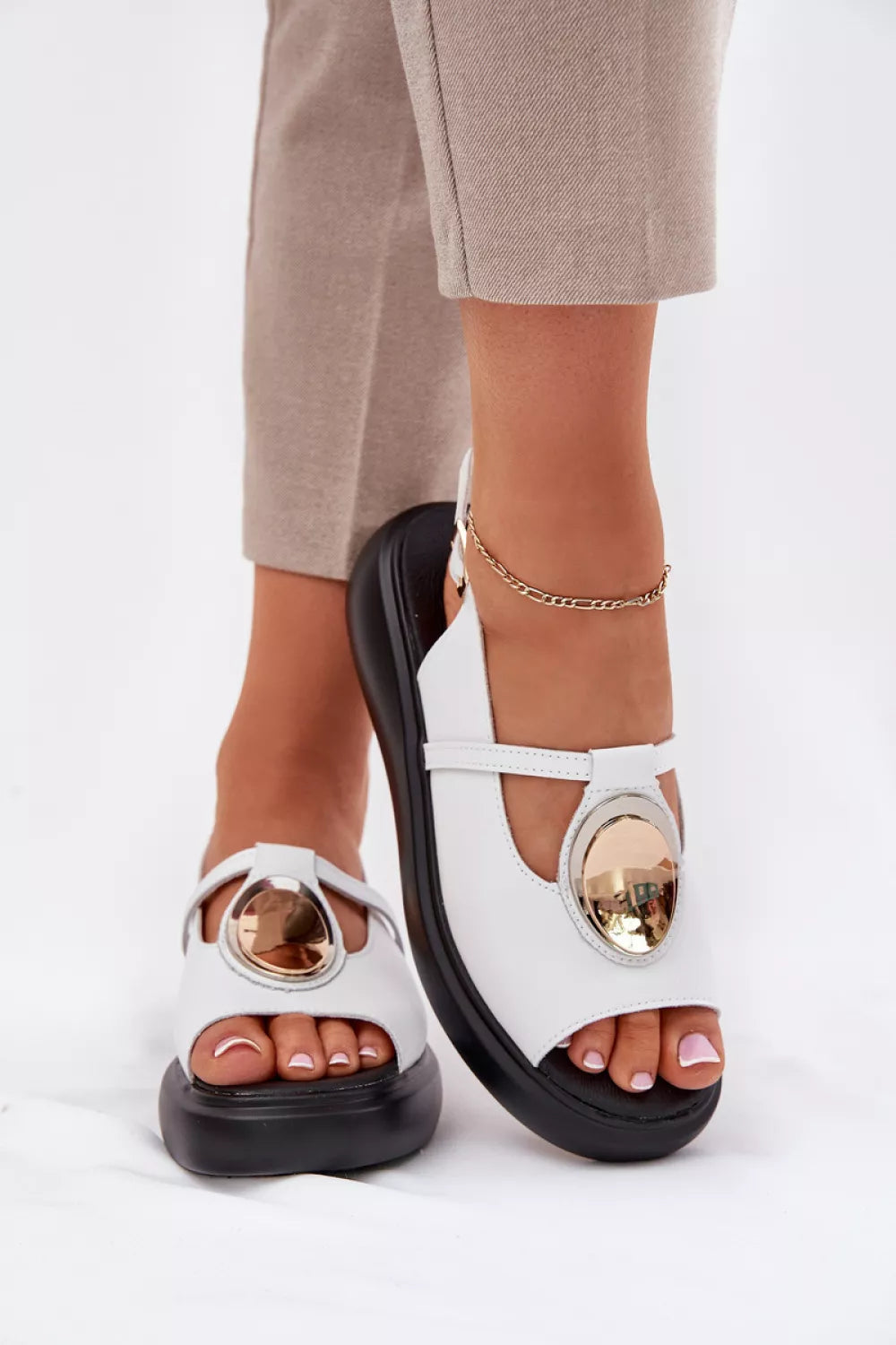 Buskin modelis 212713 Ženkite į stilių