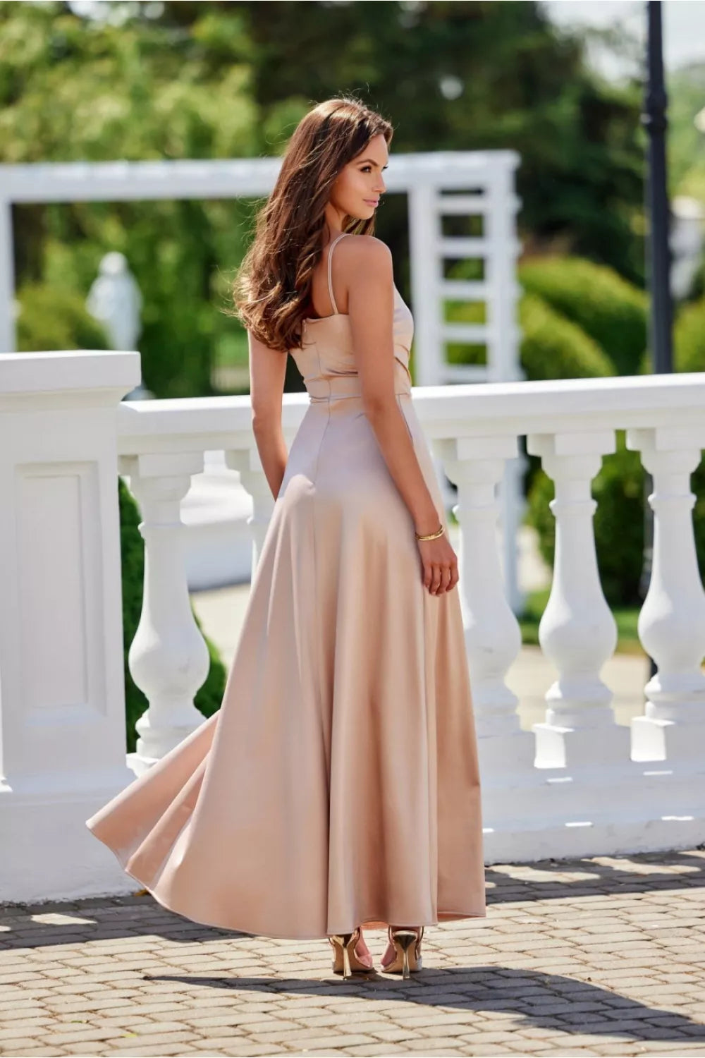 Ilga suknelė, modelis 213639, Roco Fashion