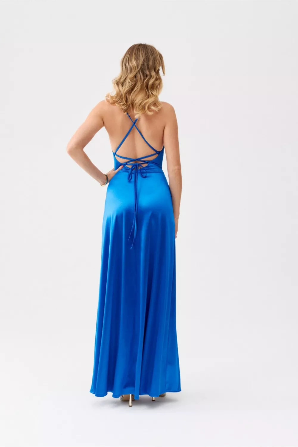 Ilga suknelė, modelis 213645, „Roco Fashion“
