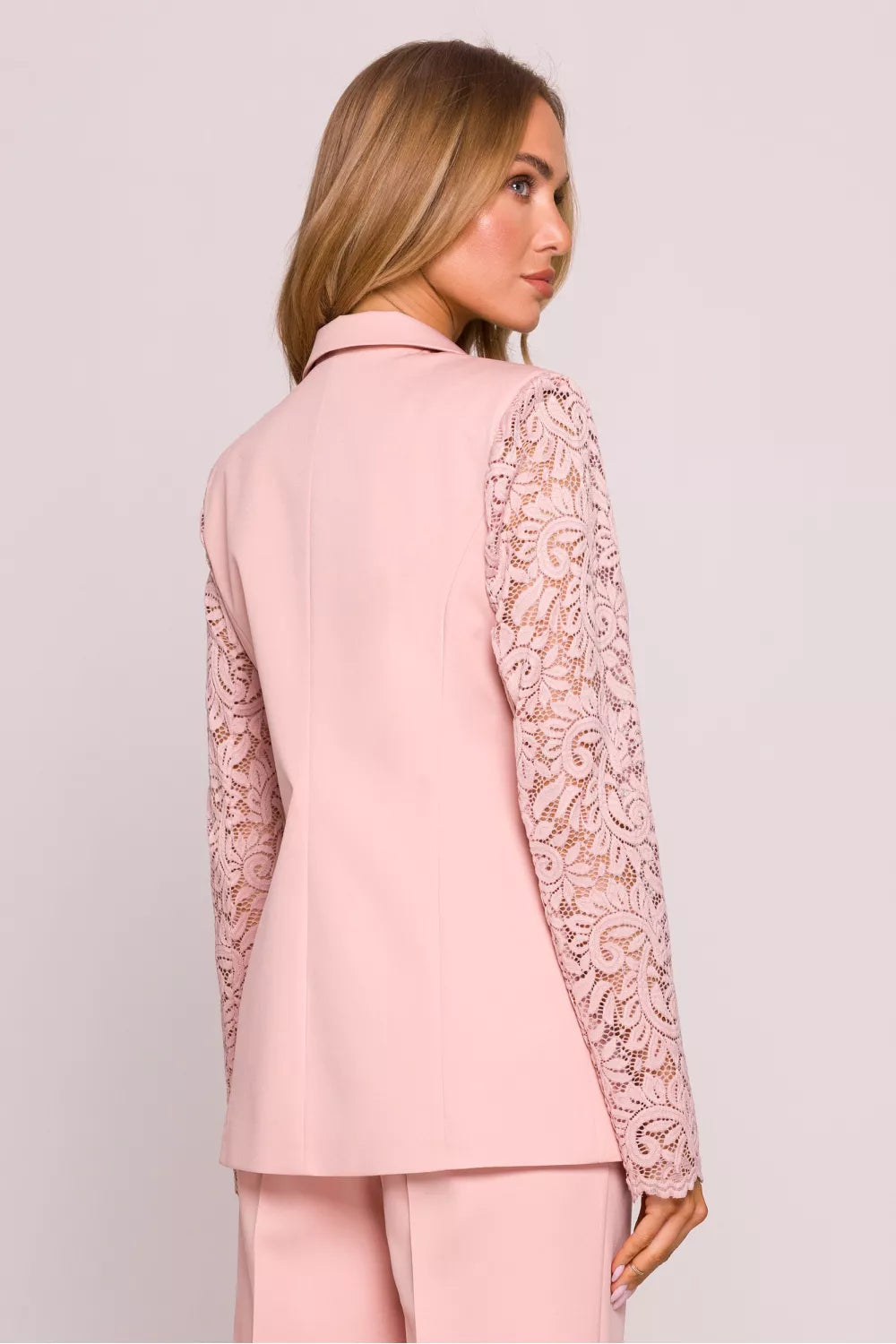 Striukė, modelis 213668 Moe