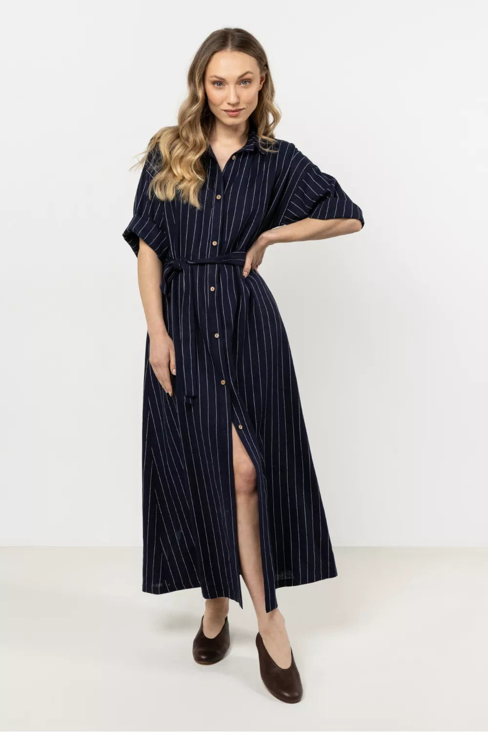 Dieninė suknelė, modelis 213968 awama