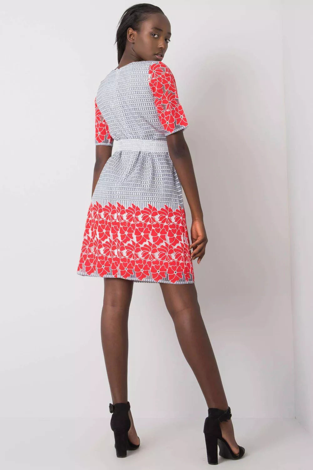 Suknelė modelis 214289 Lakerta