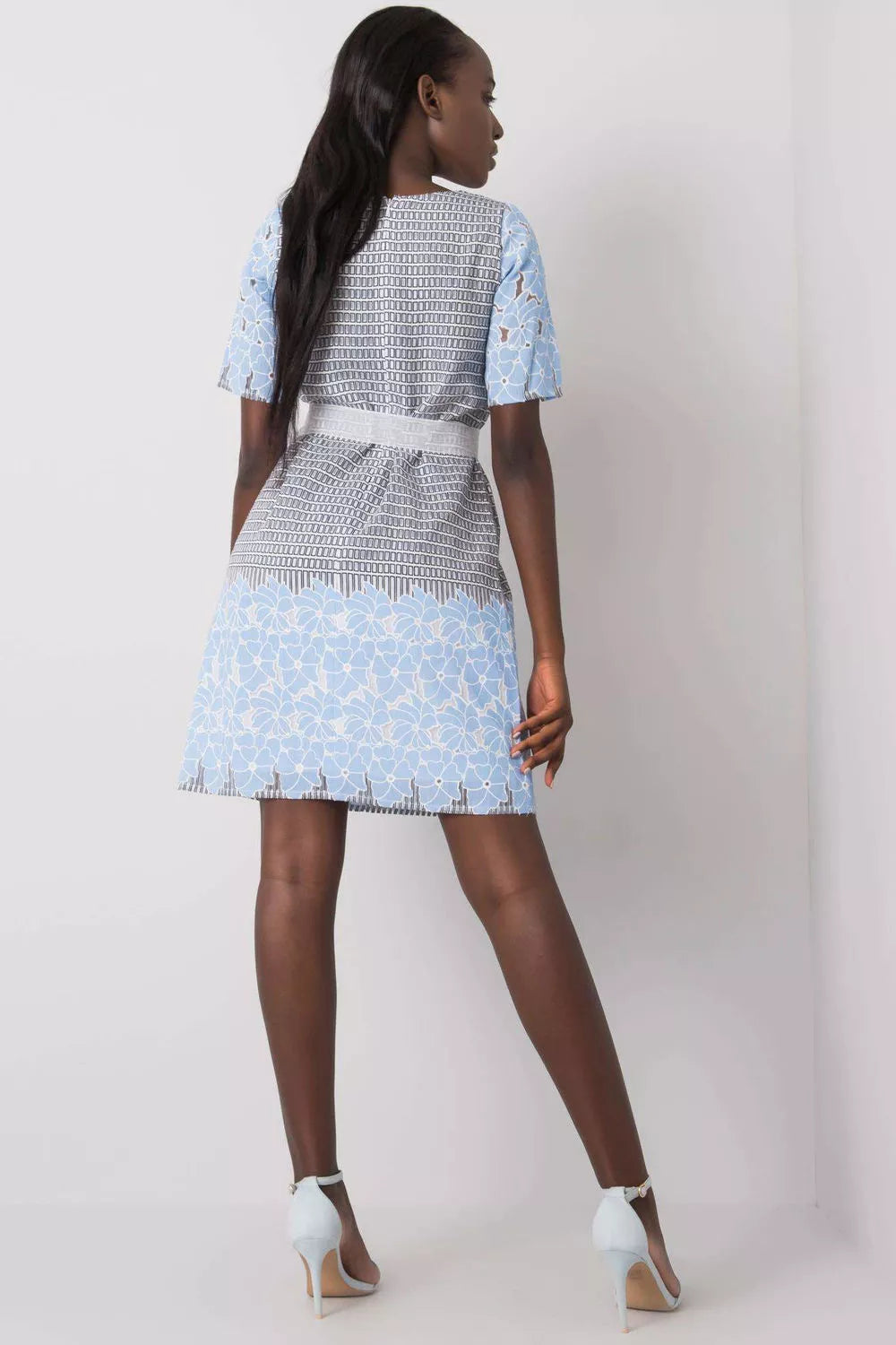 Dieninė suknelė, modelis 214290 Lakerta