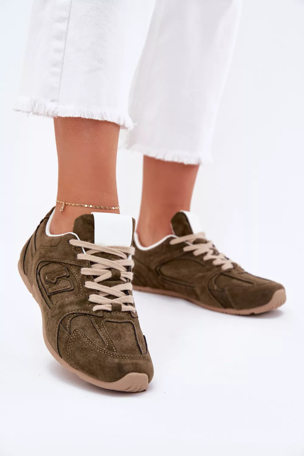 Sportiniai batai, modelis 214352. Ženkite į stilių.