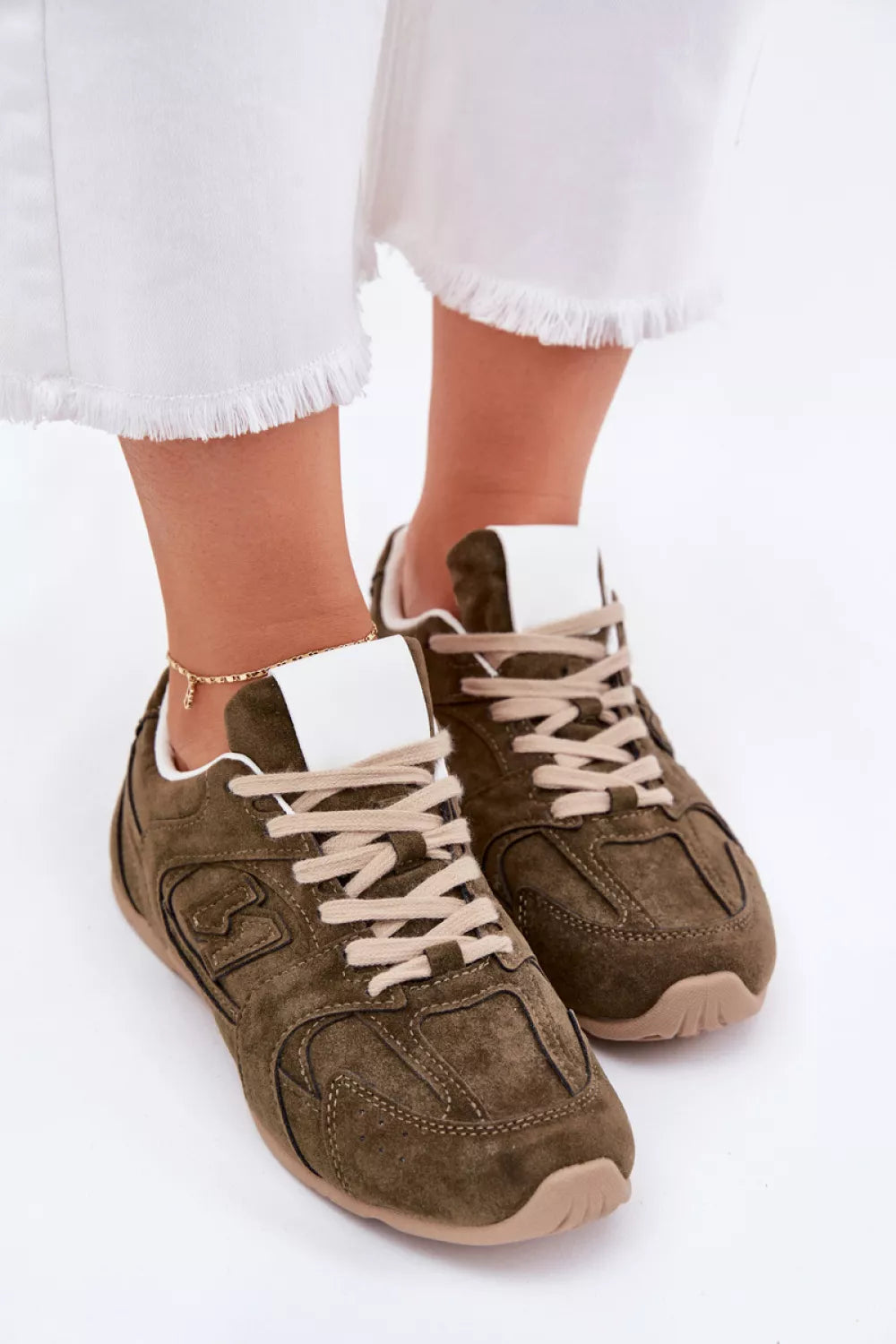 Sportiniai batai, modelis 214352. Ženkite į stilių.