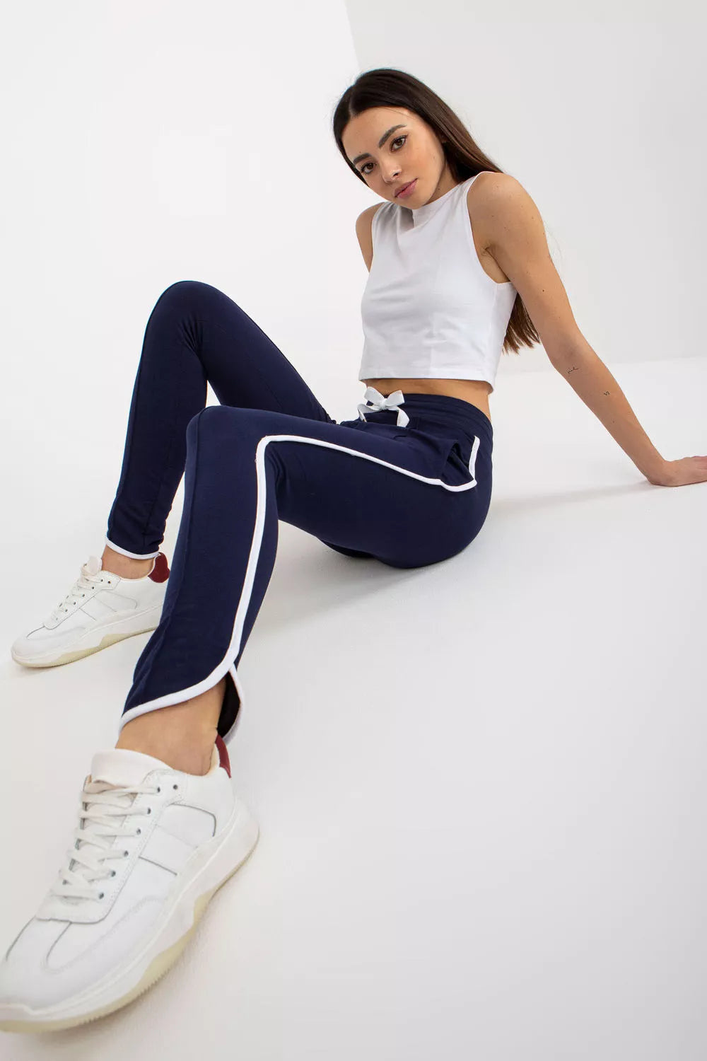 Sportinių kelnių modelis 214459 Rue Paris