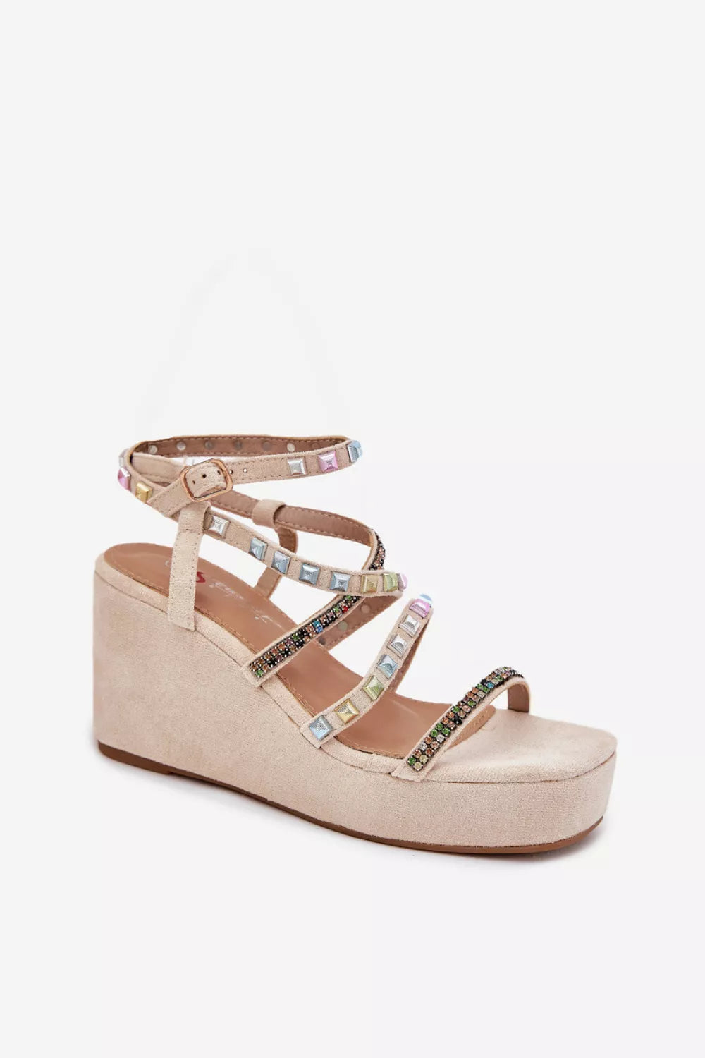 Buskin modelis 215005. Ženkite į stilių.