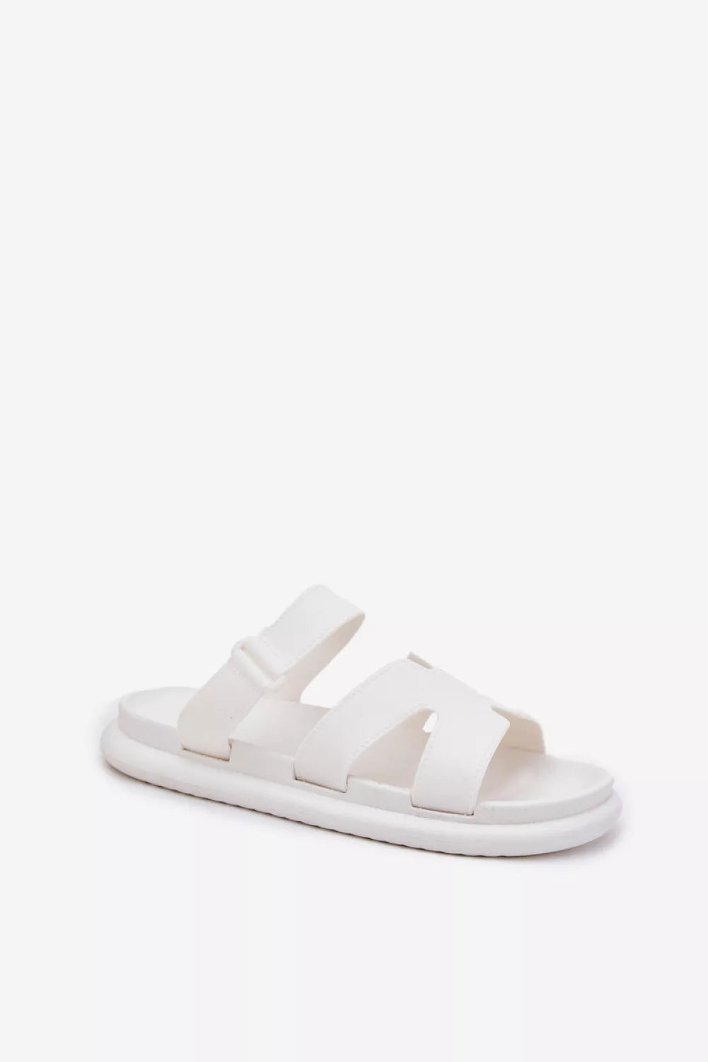 Šlepetės modelis 215163. Ženkite su stiliumi.